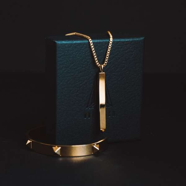 Neckless Duo Pre-Owned